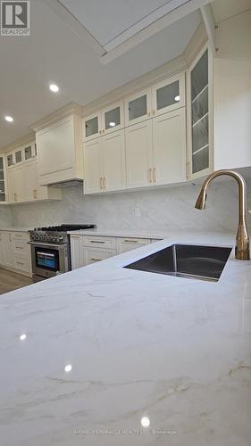 71 Skyvalley Drive, Brampton, ON - Indoor Photo Showing Kitchen