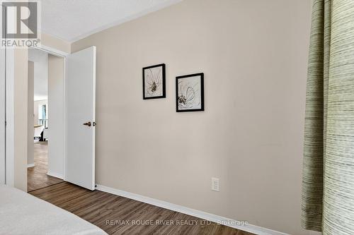 22 Eastbank Road, Clarington (Newcastle), ON - Indoor