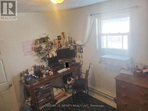 2 - 134 SIMCOE STREET S , Oshawa (Central), Ontario L1H 4G9 4