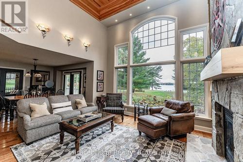 Carling 6 W2 - 3876 Muskoka Rd 118 Highway W, Muskoka Lakes (Medora), ON 