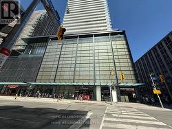 2208 - 501 YONGE STREET Toronto, ON M4Y 1Y4