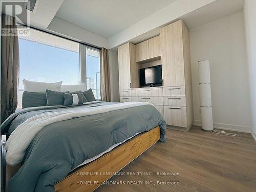 2208 - 501 Yonge Street, Toronto, ON - Indoor Photo Showing Bedroom