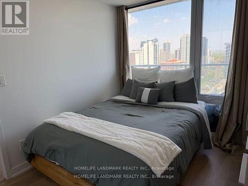 2208 - 501 Yonge Street, Toronto, ON - Indoor Photo Showing Bedroom