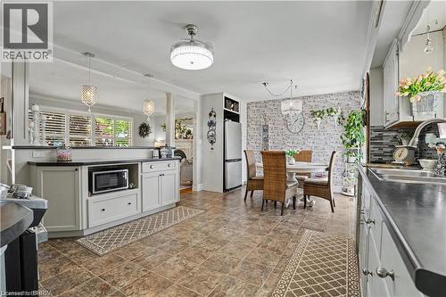 52 Lorne Avenue, Burford, ON - Indoor