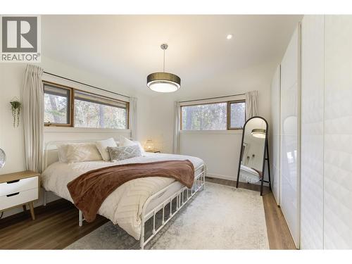 3153 Hall Road, Kelowna, BC - Indoor Photo Showing Bedroom