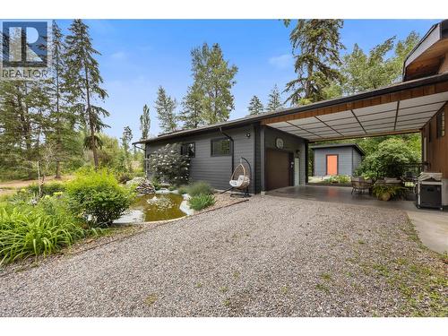 3153 Hall Road, Kelowna, BC - Outdoor