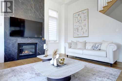96 Bond Crescent, Richmond Hill, ON - Indoor Photo Showing Living Room With Fireplace