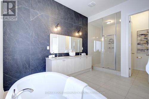 96 Bond Crescent, Richmond Hill, ON - Indoor Photo Showing Bathroom