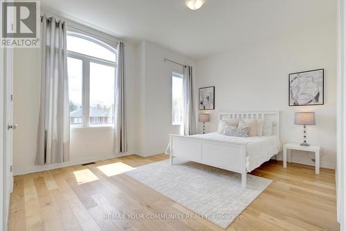 96 Bond Crescent, Richmond Hill, ON - Indoor Photo Showing Bedroom
