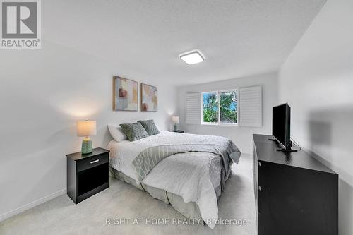 77 Milson Crescent, Guelph, ON - Indoor Photo Showing Bedroom