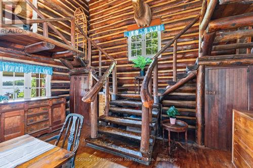 1 Island 29Kl Kahshe Lake - Cooee Island, Gravenhurst (Morrison), ON - Indoor Photo Showing Other Room