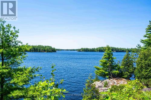 1 Island 29Kl Kahshe Lake - Cooee Island, Gravenhurst (Morrison), ON - Outdoor With Body Of Water With View