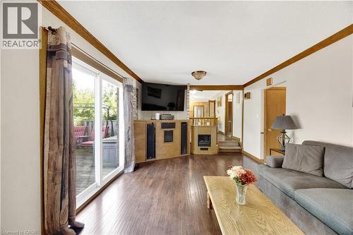 1251 Jalna Boulevard, London, ON - Indoor Photo Showing Living Room