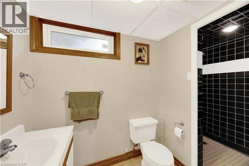 1251 Jalna Boulevard, London, ON - Indoor Photo Showing Bathroom
