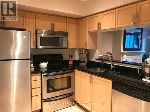 3 Everson Drive, Toronto, ON - Indoor Photo Showing Kitchen With Stainless Steel Kitchen With Double Sink