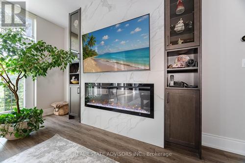 313 - 53 Woodbridge Avenue, Vaughan, ON - Indoor With Fireplace