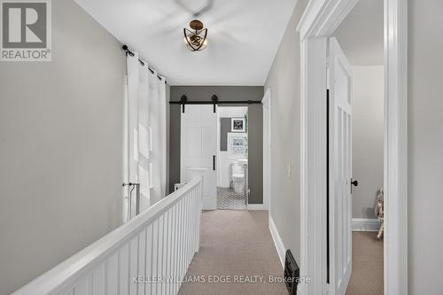 147 Melrose Avenue N, Hamilton, ON - Indoor Photo Showing Other Room