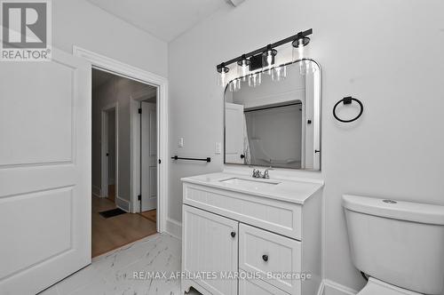 88 Brockville Street, Smiths Falls, ON - Indoor Photo Showing Bathroom