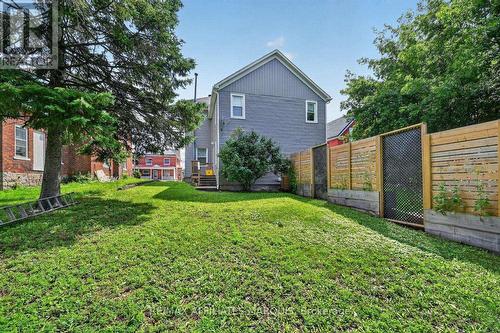 88 Brockville Street, Smiths Falls, ON - Outdoor