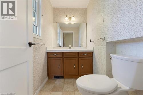 321 Pinehurst Road, Paris, ON - Indoor Photo Showing Bathroom