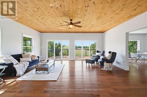 743 Tuftsville Road, Stirling-Rawdon (Rawdon Ward), ON - Indoor Photo Showing Living Room