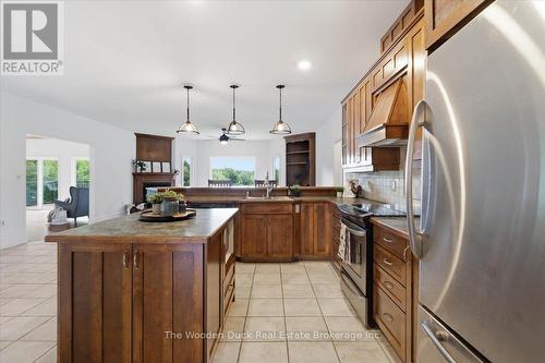 743 Tuftsville Road, Stirling-Rawdon (Rawdon Ward), ON - Indoor Photo Showing Kitchen With Upgraded Kitchen