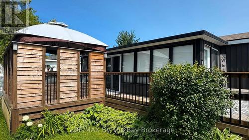 420 - 225 Platten Boulevard, Scugog, ON - Outdoor
