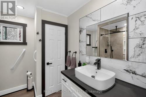 44 Byrnes Crescent, Penetanguishene, ON - Indoor Photo Showing Bathroom