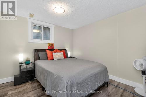 44 Byrnes Crescent, Penetanguishene, ON - Indoor Photo Showing Bedroom