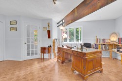Salon - 