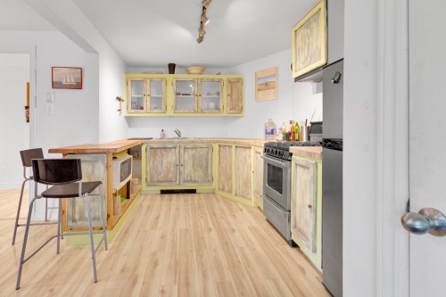 Logement - 1018 Ch. Des Nations, Sainte-Anne-Des-Lacs, QC - Indoor Photo Showing Kitchen