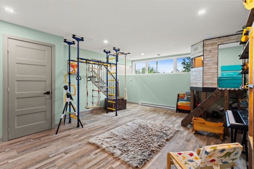 Salle familiale - 22 Rue Du Montagnard, Saint-Hippolyte, QC 