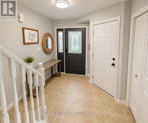42022 Mcbain Line, Central Elgin, ON - Indoor Photo Showing Other Room