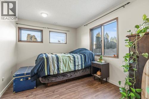 11410 Tassie Drive, Coldstream, BC - Indoor Photo Showing Bedroom