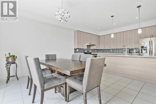 2537 Snow Knight Drive, Oshawa, ON - Indoor Photo Showing Dining Room