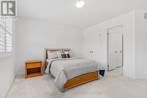 2537 Snow Knight Drive, Oshawa, ON - Indoor Photo Showing Bedroom