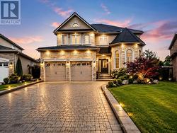 635 KOZEL COURT  Mississauga, ON L4Z 4E4