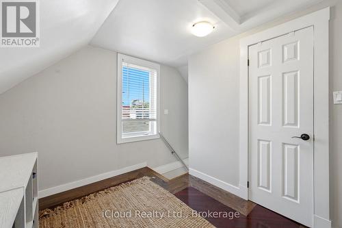 51 Delena Avenue, Hamilton, ON - Indoor Photo Showing Other Room