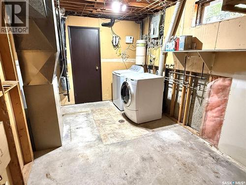 9026 Mitchell Avenue, North Battleford, SK - Indoor Photo Showing Laundry Room