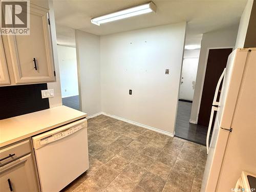9026 Mitchell Avenue, North Battleford, SK - Indoor