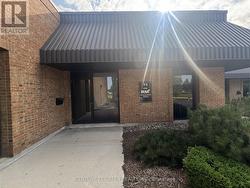 13 - 250 WYECROFT ROAD  Oakville, ON L6K 3T7
