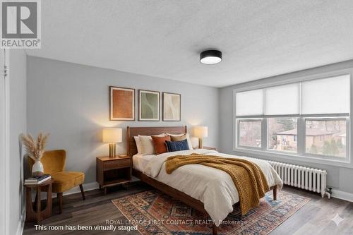 134 Napier Street, Barrie, ON - Indoor Photo Showing Bedroom