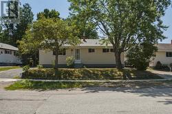 27 Roman AVE  Elliot Lake, ON P5A 1R6