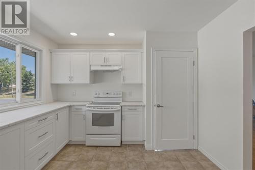 27 Roman Ave, Elliot Lake, ON - Indoor Photo Showing Kitchen