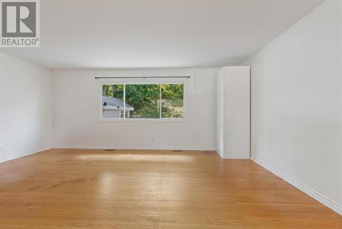 27 Roman Ave, Elliot Lake, ON - Indoor