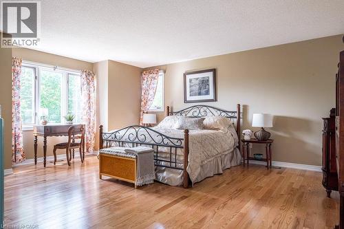 1 Kusins Court, Dundas, ON - Indoor Photo Showing Bedroom