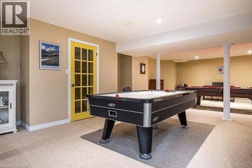 1 Kusins Court, Dundas, ON - Indoor Photo Showing Other Room