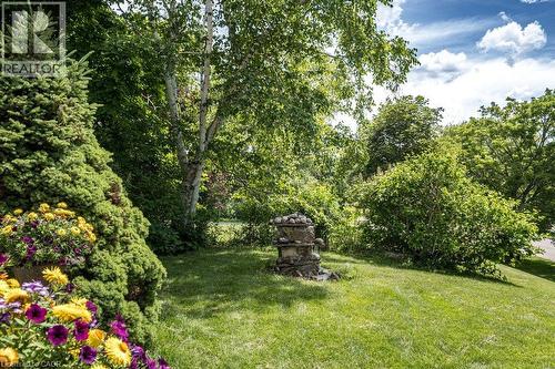 1 Kusins Court, Dundas, ON - Outdoor