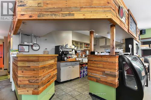 64 King Street E, Brockville, ON - Indoor