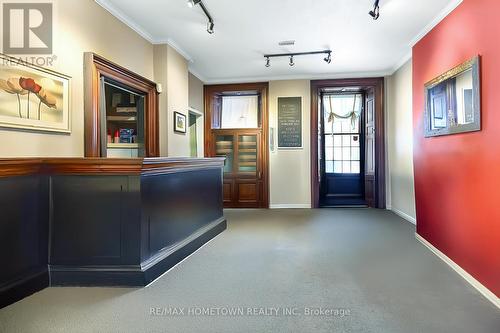 64 King Street E, Brockville, ON - Indoor Photo Showing Other Room